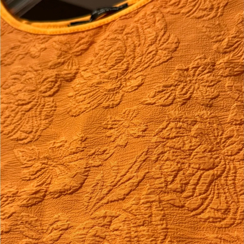 Vibrant Orange Textured Floral Crop Top - Picture 3 of 7